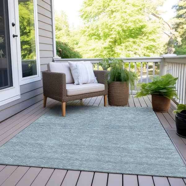 Homeroots 3' Artichoke Green & Ivory Geometric Washable Area Rug For Indoor And Outdoor Spaces, Durable Design 5' X 8' Polyester 594426