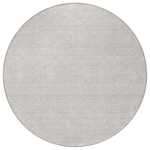 Homeroots 3' Artichoke Green & Ivory Geometric Washable Area Rug For Indoor And Outdoor Spaces, Durable Design 8' Round Polyester 594433
