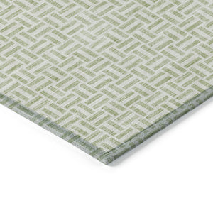 Homeroots 3' Stylish Artichoke Green And Gray Geometric Washable Rug For Indoor And Outdoor Spaces 3' X 5' Polyester 594437