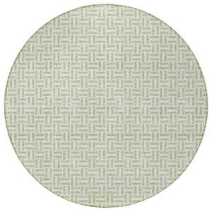 Homeroots 3' Stylish Artichoke Green And Gray Geometric Washable Rug For Indoor And Outdoor Spaces 8' Round Polyester 594439