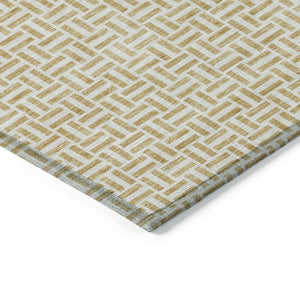 Homeroots 3' Stylish Artichoke Green And Gray Geometric Washable Rug For Indoor And Outdoor Spaces 3' X 5' Polyester 594461
