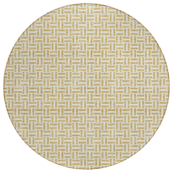 HomeRoots 5' Gold and Ivory Geometric Area Rug – Stylish, Washable, Durable for Indoor and Outdoor Spaces 8' Round 594463