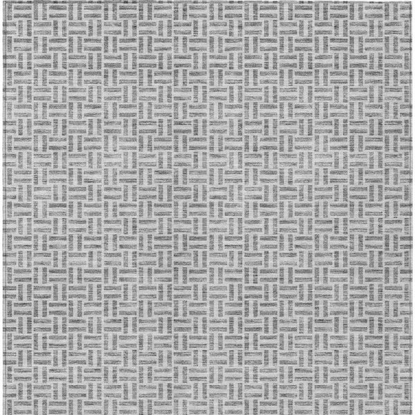 Homeroots 3' Stylish Artichoke Green And Gray Geometric Washable Rug For Indoor And Outdoor Spaces 5' X 8' Polyester 594468