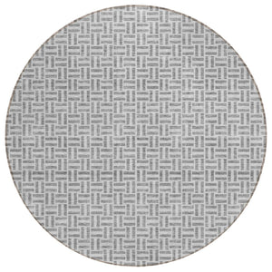 HomeRoots 5' Stylish Gray and Silver Geometric Washable Area Rug for Indoor and Outdoor High-Traffic Spaces 8' Round 594469