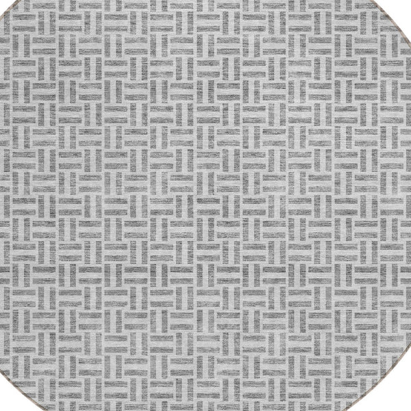 Homeroots 3' Stylish Artichoke Green And Gray Geometric Washable Rug For Indoor And Outdoor Spaces 8' Round Polyester 594469
