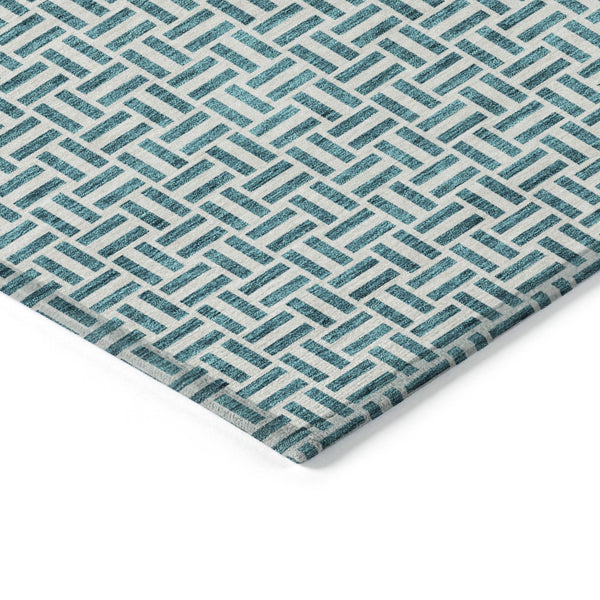 Homeroots 3' Stylish Artichoke Green And Gray Geometric Washable Rug For Indoor And Outdoor Spaces 9' X 12' Polyester 594513