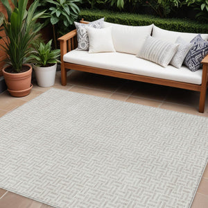 Homeroots 3' Stylish Artichoke Green And Gray Geometric Washable Rug For Indoor And Outdoor Spaces 9' X 12' Polyester 594519