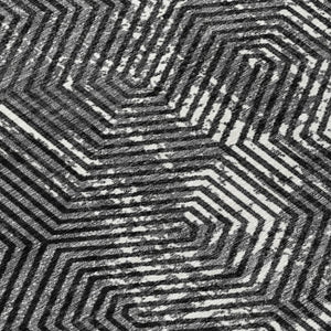 Homeroots 3' Black And Ivory Geometric Washable Area Rug - Perfect For Indoor Outdoor Spaces, Durable Design 8' Round Polyester 594523