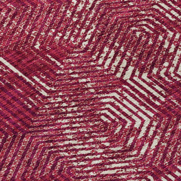 Homeroots 3' Black And Ivory Geometric Washable Area Rug - Perfect For Indoor Outdoor Spaces, Durable Design 10' X 14' Polyester 594532