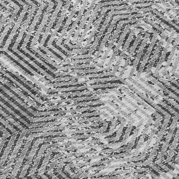 Homeroots 3' Black And Ivory Geometric Washable Area Rug - Perfect For Indoor Outdoor Spaces, Durable Design 8' Round Polyester 594553