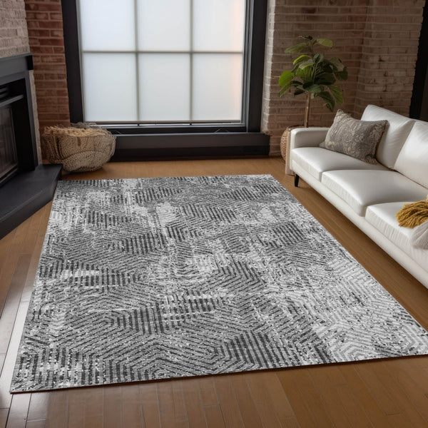Homeroots 3' Black And Ivory Geometric Washable Area Rug - Perfect For Indoor Outdoor Spaces, Durable Design 9' X 12' Polyester 594555