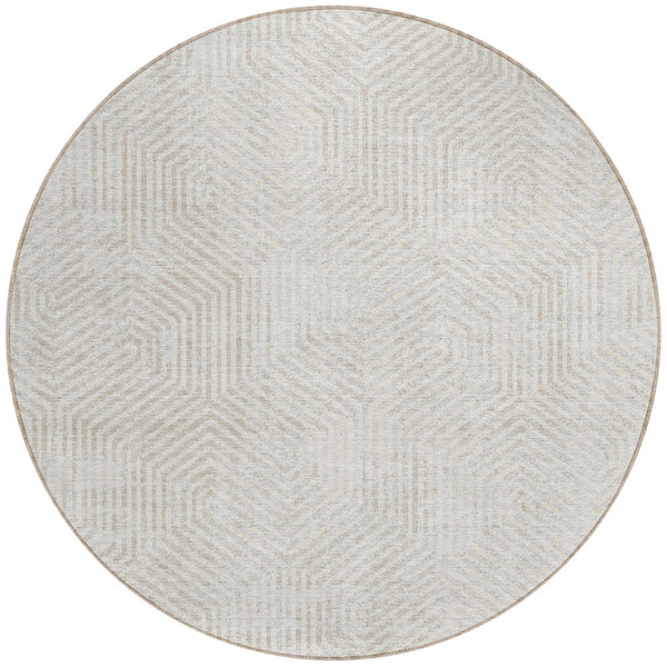 Homeroots 3' Black And Ivory Geometric Washable Area Rug - Perfect For Indoor Outdoor Spaces, Durable Design 8' Round Polyester 594559
