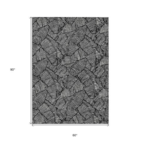 Homeroots 3' Artichoke Green Floral Area Rug - Washable, Durable, Perfect For Indoor & Outdoor Spaces! 5' X 8' Polyester 594606