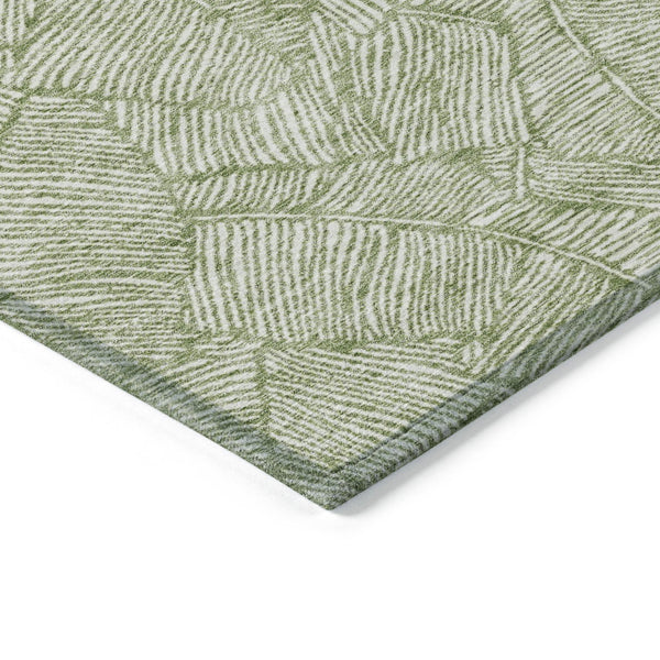 Homeroots 3' Artichoke Green Floral Area Rug - Washable, Durable, Perfect For Indoor & Outdoor Spaces! 3' X 5' Polyester 594617
