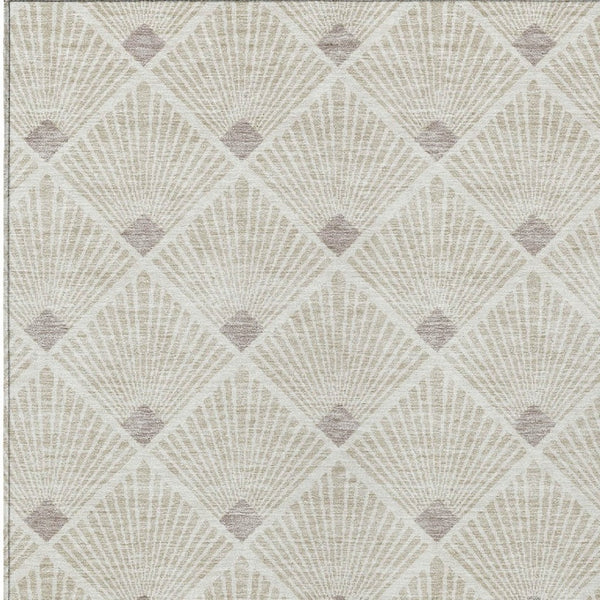 Homeroots 3' Beige And Ivory Geometric Washable Area Rug For Indoor And Outdoor Spaces - Durable Design 3' X 5' Polyester 594677