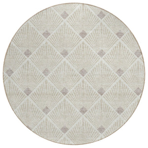 HomeRoots 5' Beige and Ivory Geometric Area Rug - Durable, Washable Design for Indoor and Outdoor Spaces 8' Round 594679