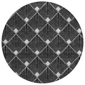 HomeRoots 5' Versatile Geometric Area Rug in Black, Gray & Ivory – Durable, Washable for Indoor/Outdoor Use 8' Round 594685
