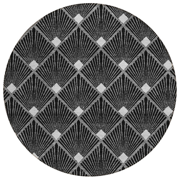 HomeRoots 5' Versatile Geometric Area Rug in Black, Gray & Ivory – Durable, Washable for Indoor/Outdoor Use 8' Round 594685