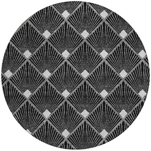 HomeRoots 5' Versatile Geometric Area Rug in Black, Gray & Ivory – Durable, Washable for Indoor/Outdoor Use 8' Round 594685
