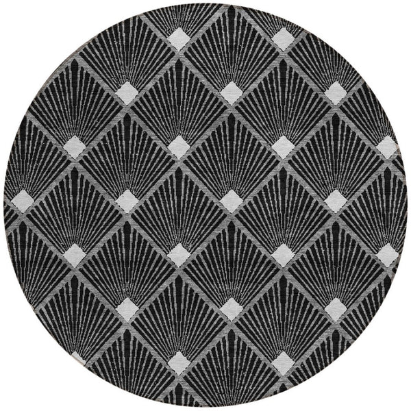 HomeRoots 5' Versatile Geometric Area Rug in Black, Gray & Ivory – Durable, Washable for Indoor/Outdoor Use 8' Round 594685