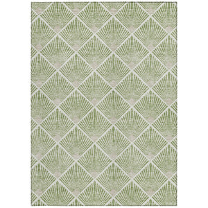 Homeroots 3' Beige And Ivory Geometric Washable Area Rug For Indoor And Outdoor Spaces - Durable Design 8' X 10' Polyester 594704