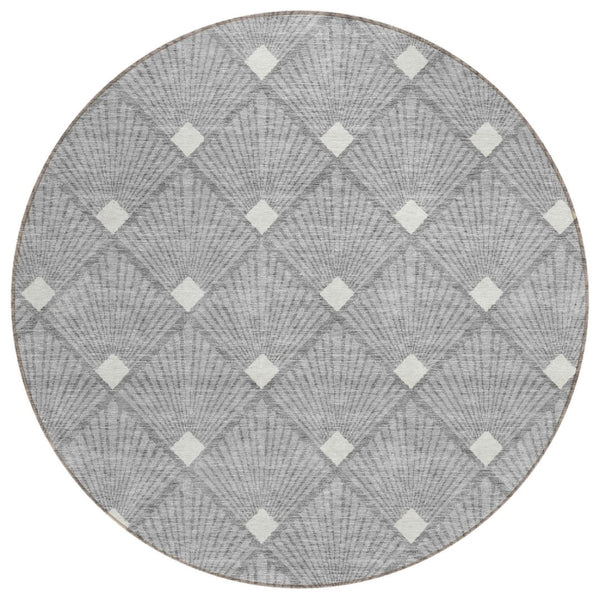 HomeRoots 5' Modern Gray and Ivory Geometric Area Rug – Durable, Washable, Indoor Outdoor Design for Any Space 8' Round 594709