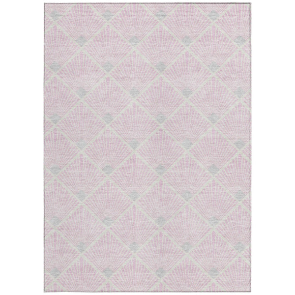 Homeroots 3' Beige And Ivory Geometric Washable Area Rug For Indoor And Outdoor Spaces - Durable Design 5' X 8' Polyester 594732