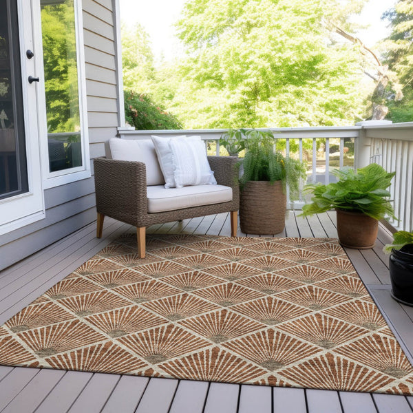Homeroots 3' Beige And Ivory Geometric Washable Area Rug For Indoor And Outdoor Spaces - Durable Design 3' X 5' Polyester 594737