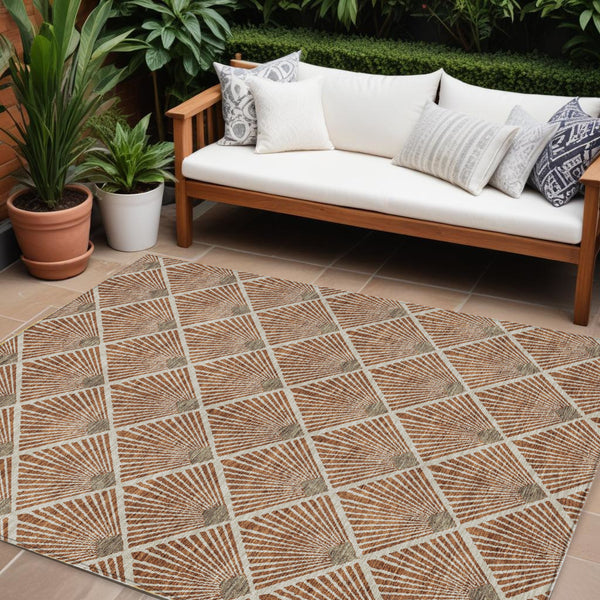 Homeroots 3' Beige And Ivory Geometric Washable Area Rug For Indoor And Outdoor Spaces - Durable Design 10' X 14' Polyester 594742