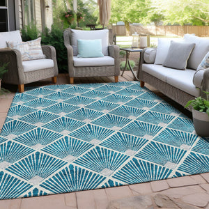 Homeroots 3' Beige And Ivory Geometric Washable Area Rug For Indoor And Outdoor Spaces - Durable Design 10' X 14' Polyester 594748