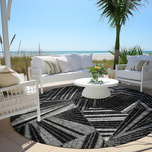 Homeroots 3' Stylish Geometric Beige Brown And Ivory Washable Area Rug For Indoor And Outdoor Spaces 8' Round Polyester 594757