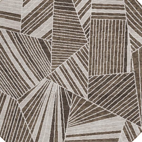 Homeroots 3' Stylish Geometric Beige Brown And Ivory Washable Area Rug For Indoor And Outdoor Spaces 8' Round Polyester 594763