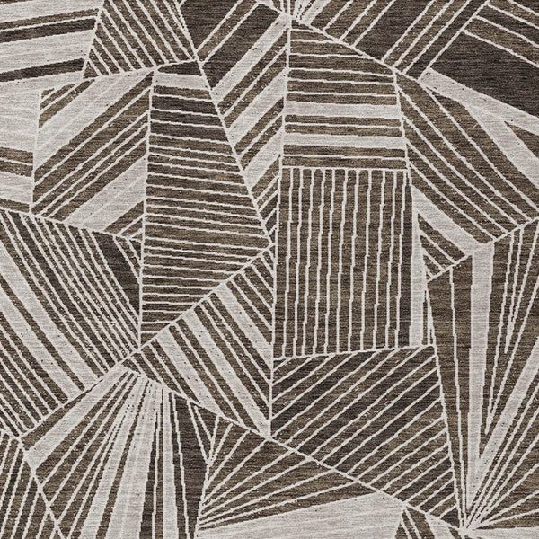 Homeroots 3' Stylish Geometric Beige Brown And Ivory Washable Area Rug For Indoor And Outdoor Spaces 8' X 10' Polyester 594764