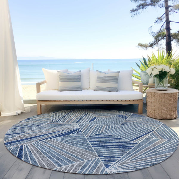 Homeroots 3' Stylish Geometric Beige Brown And Ivory Washable Area Rug For Indoor And Outdoor Spaces 8' Round Polyester 594775