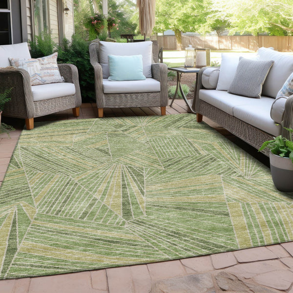 Homeroots 3' Stylish Geometric Beige Brown And Ivory Washable Area Rug For Indoor And Outdoor Spaces 3' X 5' Polyester 594779