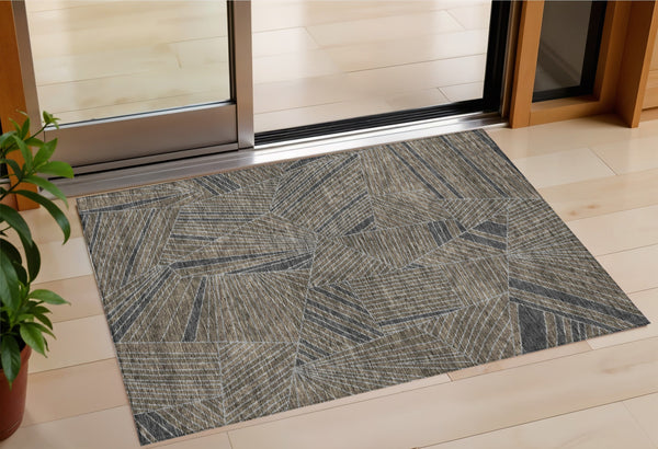 Homeroots 3' Stylish Geometric Beige Brown And Ivory Washable Area Rug For Indoor And Outdoor Spaces 3' X 5' Polyester 594797