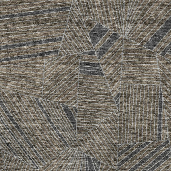 Homeroots 3' Stylish Geometric Beige Brown And Ivory Washable Area Rug For Indoor And Outdoor Spaces 5' X 8' Polyester 594798