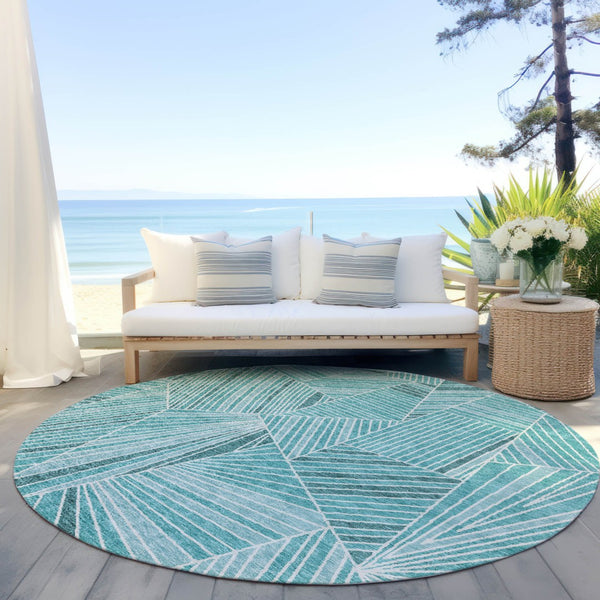 Homeroots 3' Stylish Geometric Beige Brown And Ivory Washable Area Rug For Indoor And Outdoor Spaces 8' Round Polyester 594811
