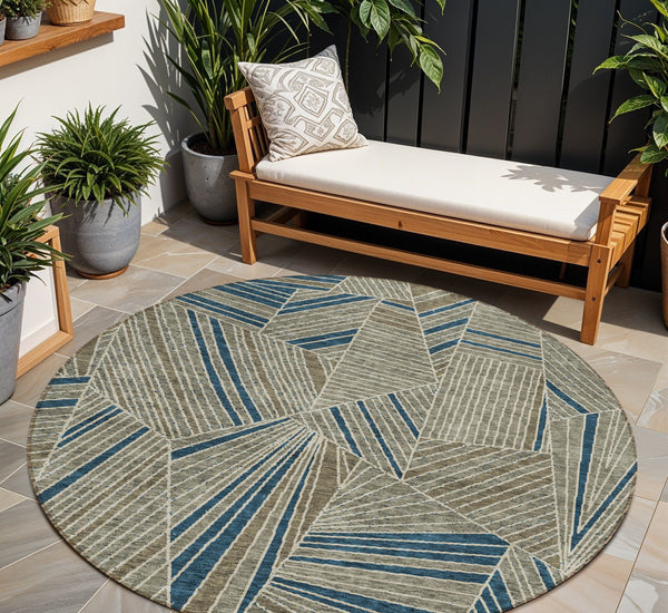 Homeroots 3' Stylish Geometric Beige Brown And Ivory Washable Area Rug For Indoor And Outdoor Spaces 8' Round Polyester 594817