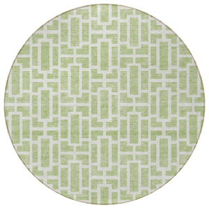 Homeroots 3' Artichoke Green And Ivory Geometric Washable Area Rug For Indoor And Outdoor Spaces 8' Round Polyester 594823
