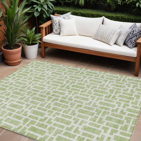 Homeroots 3' Artichoke Green And Ivory Geometric Washable Area Rug For Indoor And Outdoor Spaces 9' X 12' Polyester 594825