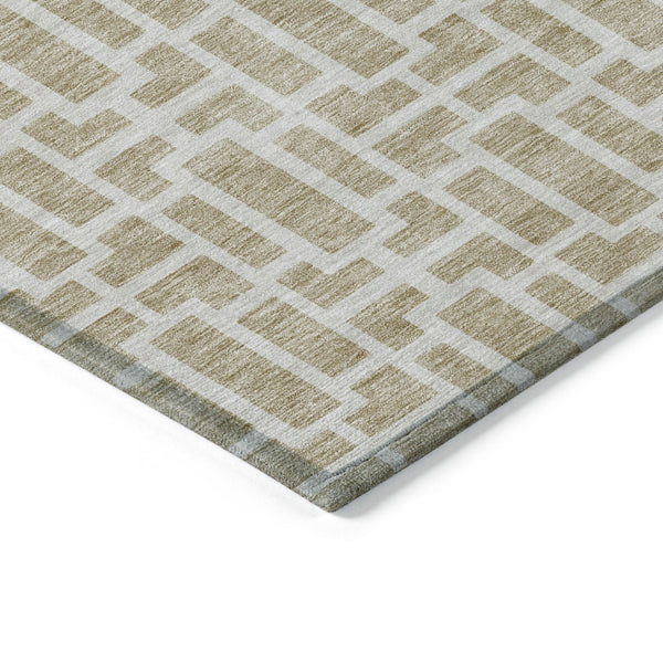 Homeroots 3' Artichoke Green And Ivory Geometric Washable Area Rug For Indoor And Outdoor Spaces 3' X 5' Polyester 594827