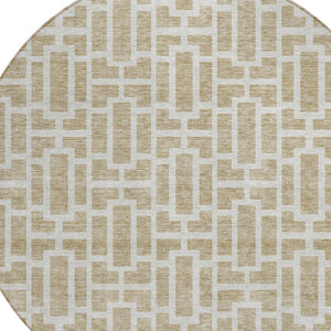 Homeroots 3' Artichoke Green And Ivory Geometric Washable Area Rug For Indoor And Outdoor Spaces 8' Round Polyester 594829