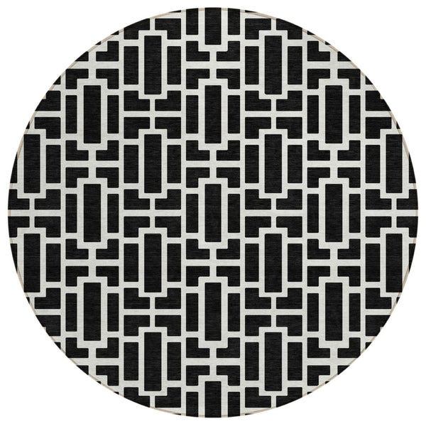 HomeRoots 5' Black and Ivory Geometric Area Rug – Stylish, Washable, and Durable for Indoor and Outdoor Use 8' Round 594835