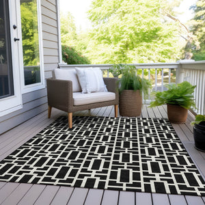 Homeroots 3' Artichoke Green And Ivory Geometric Washable Area Rug For Indoor And Outdoor Spaces 9' X 12' Polyester 594837