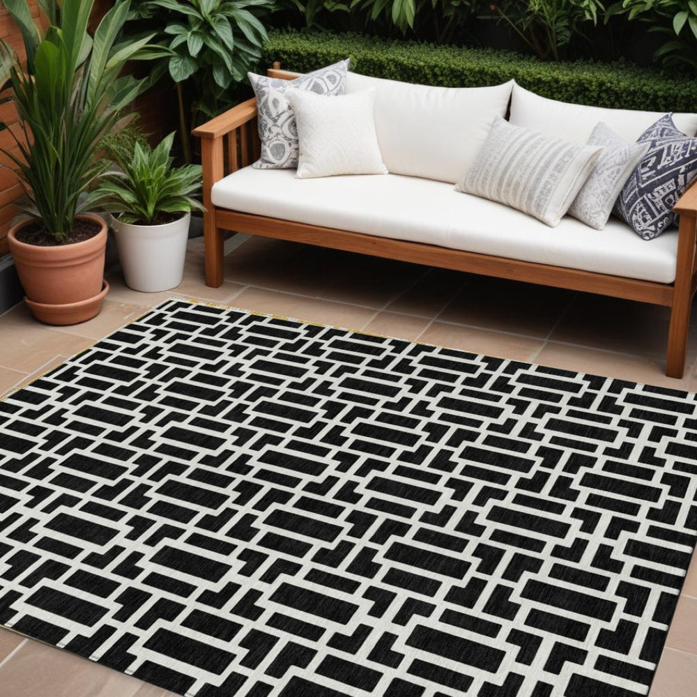 HomeRoots 5' Black and Ivory Geometric Area Rug – Stylish, Washable, and Durable for Indoor and Outdoor Use 10' X 14' 594838