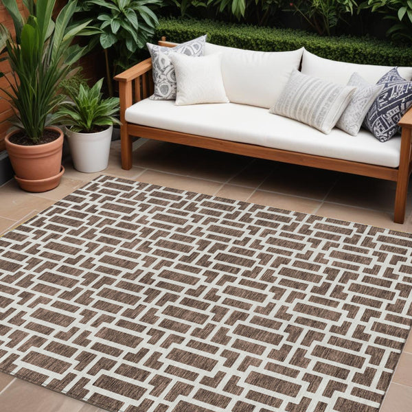 Homeroots 3' Artichoke Green And Ivory Geometric Washable Area Rug For Indoor And Outdoor Spaces 8' X 10' Polyester 594842