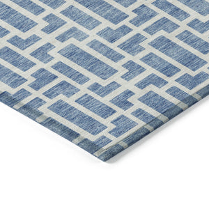 Homeroots 3' Artichoke Green And Ivory Geometric Washable Area Rug For Indoor And Outdoor Spaces 3' X 5' Polyester 594845