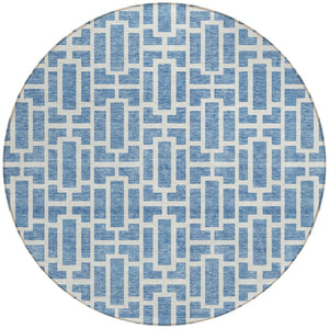 Homeroots 3' Artichoke Green And Ivory Geometric Washable Area Rug For Indoor And Outdoor Spaces 8' Round Polyester 594847