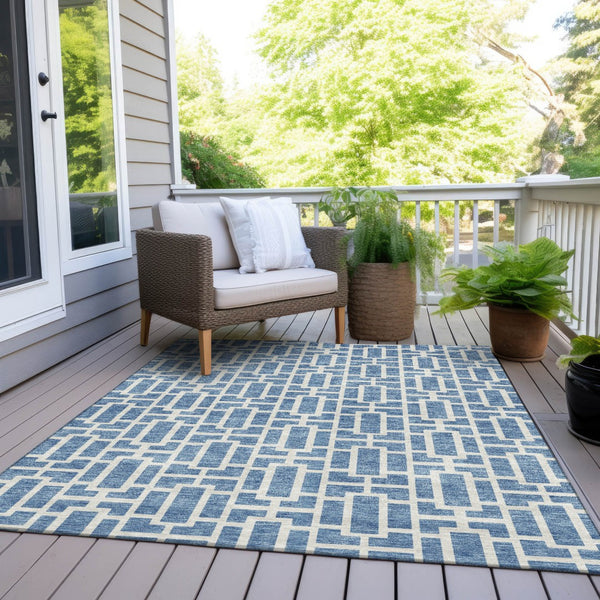 Homeroots 3' Artichoke Green And Ivory Geometric Washable Area Rug For Indoor And Outdoor Spaces 8' X 10' Polyester 594848